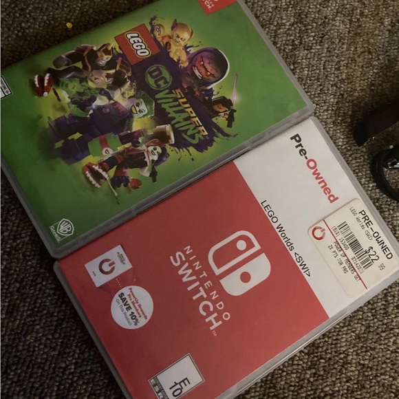 Nintendo Switch Console - Picture 7 of 11